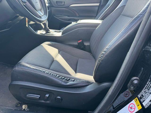 2014 Toyota Highlander LE Plus V6 AWD