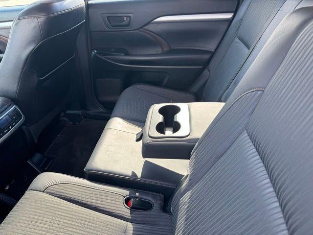 2014 Toyota Highlander LE Plus V6 AWD