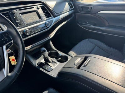 2014 Toyota Highlander LE Plus V6 AWD