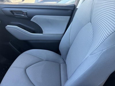 2022 Toyota Highlander LE AWD