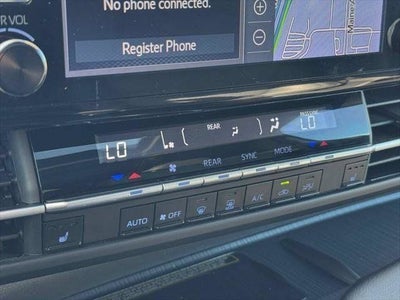 2024 Toyota Sienna Woodland Edition AWD