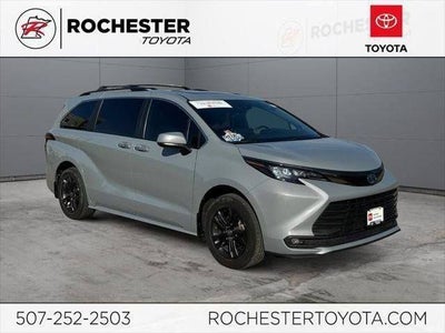 2024 Toyota Sienna Woodland Edition AWD