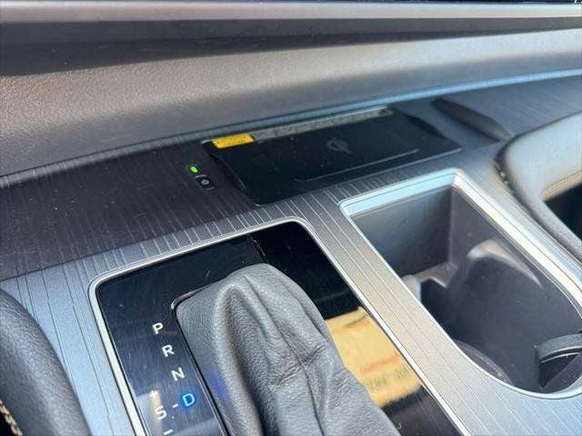 2024 Toyota Sienna Woodland Edition AWD