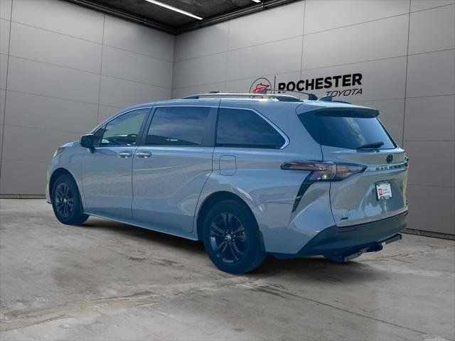 2024 Toyota Sienna Woodland Edition AWD