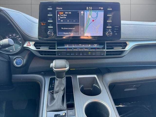 2024 Toyota Sienna Woodland Edition AWD