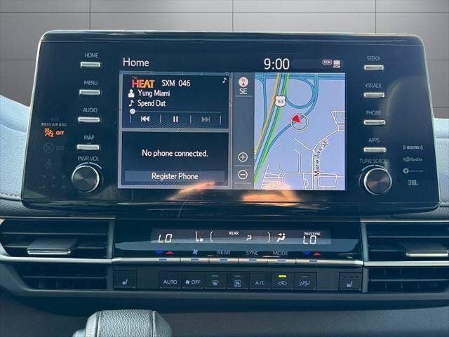 2024 Toyota Sienna Woodland Edition AWD
