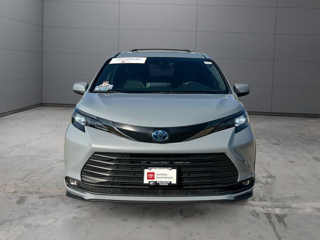 2024 Toyota Sienna Woodland Edition AWD