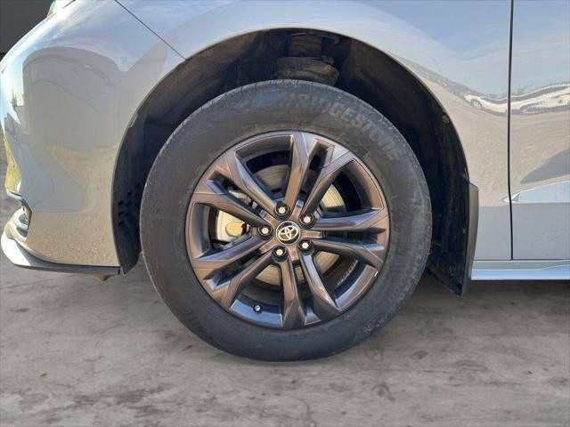 2024 Toyota Sienna Woodland Edition AWD