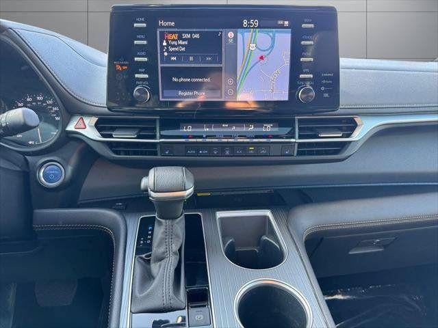2024 Toyota Sienna Woodland Edition AWD