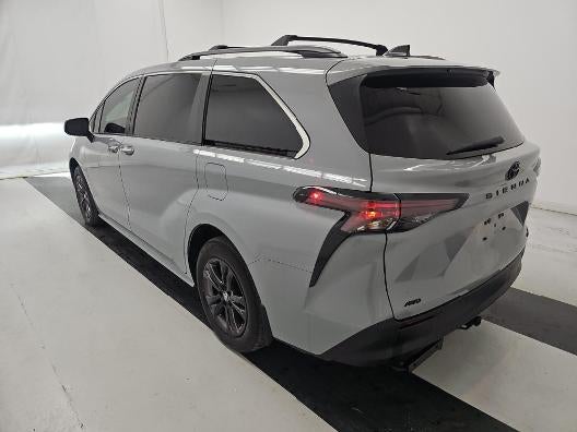 2024 Toyota Sienna Woodland Edition 7 Passenger