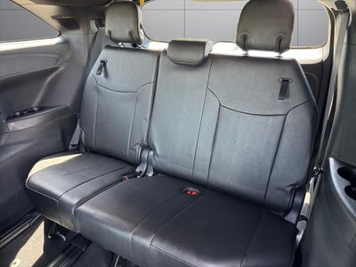 2025 Toyota Sienna Woodland Edition AWD