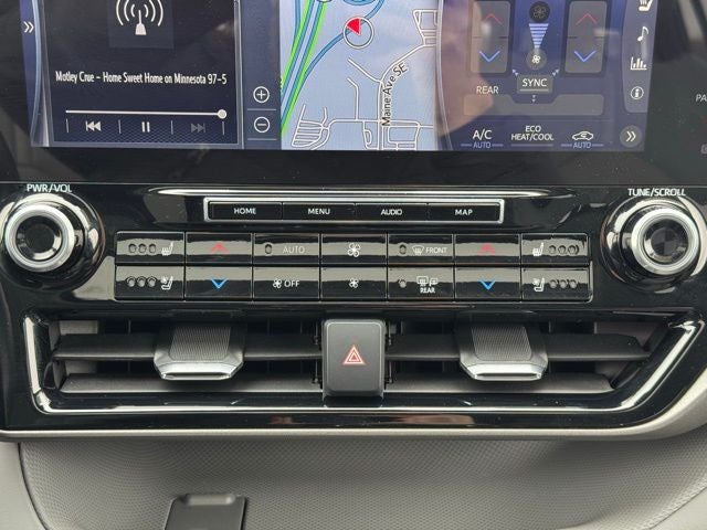 2021 Toyota Highlander Hybrid Limited AWD