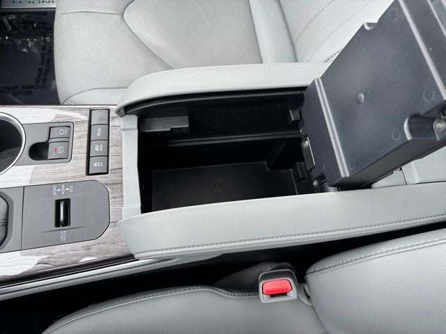 2021 Toyota Highlander Hybrid Limited AWD