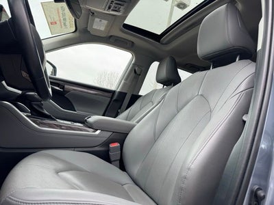 2021 Toyota Highlander Hybrid Limited AWD