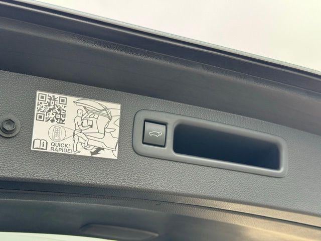 2021 Toyota Highlander Hybrid Limited AWD