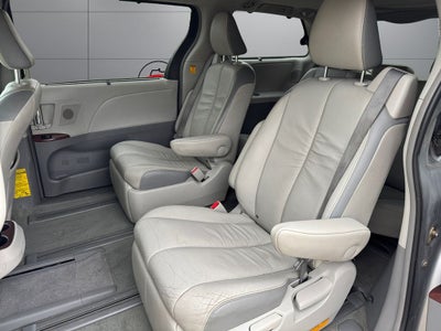 2012 Toyota Sienna Limited 7 Passenger