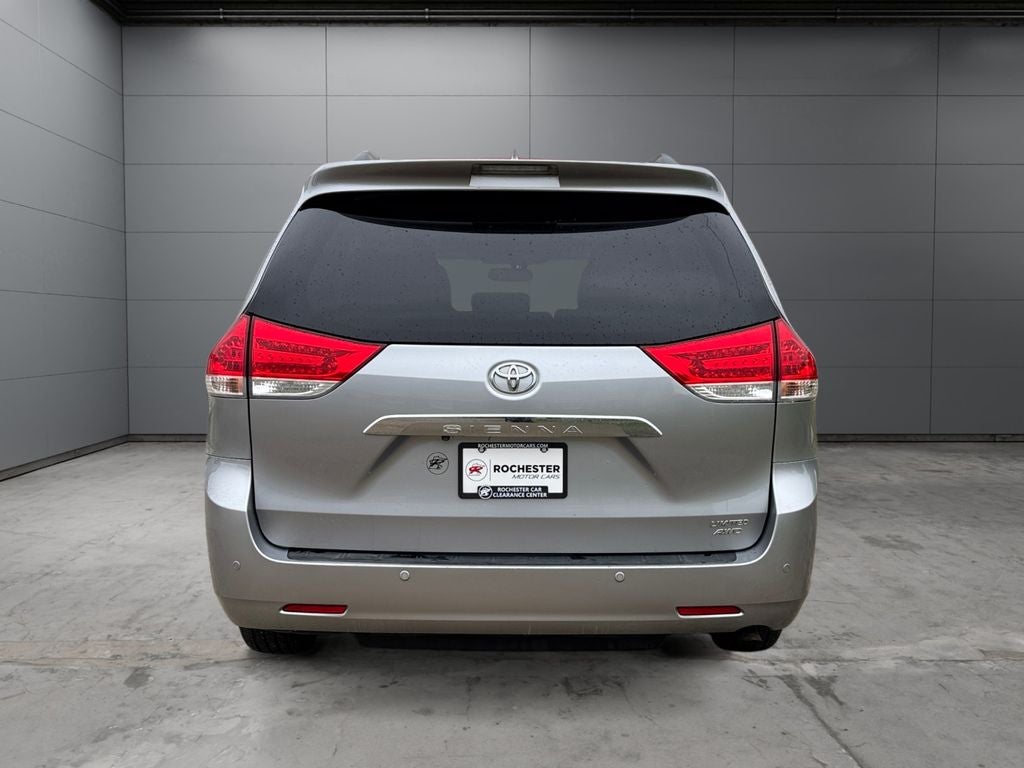 2012 Toyota Sienna Limited 7 Passenger