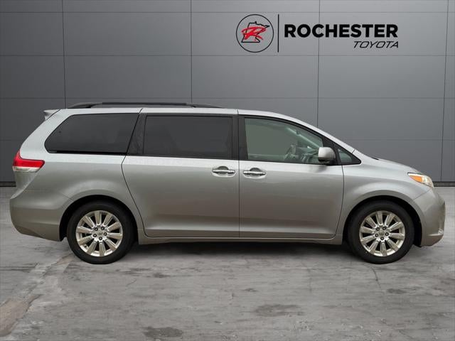 2012 Toyota Sienna Limited 7 Passenger