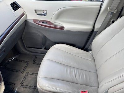 2012 Toyota Sienna XLE 7 Passenger