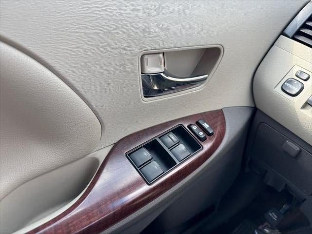 2012 Toyota Sienna XLE 7 Passenger