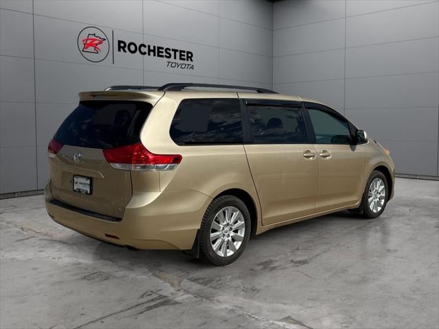 2012 Toyota Sienna XLE 7 Passenger