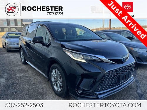 2022 Toyota Sienna XSE 7 Passenger