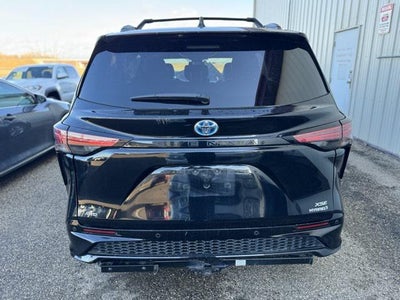 2022 Toyota Sienna XSE 7 Passenger