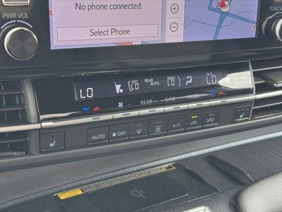 2023 Toyota Sienna XSE 7 Passenger