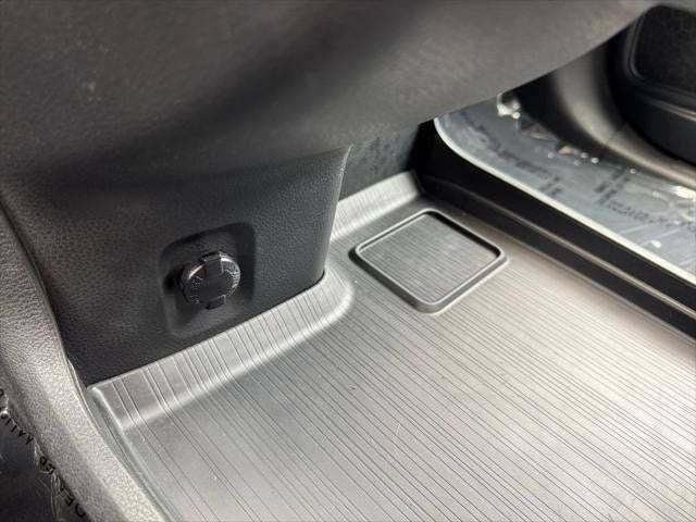 2023 Toyota Sienna XSE 7 Passenger