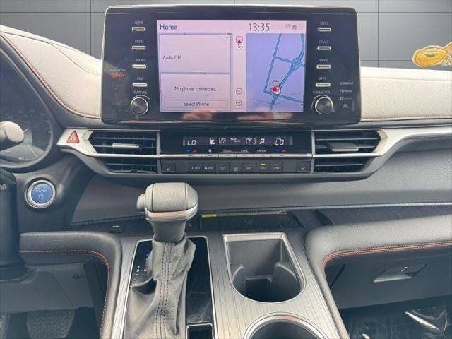 2023 Toyota Sienna XSE 7 Passenger