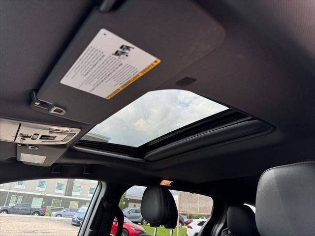2023 Toyota Sienna XSE 7 Passenger
