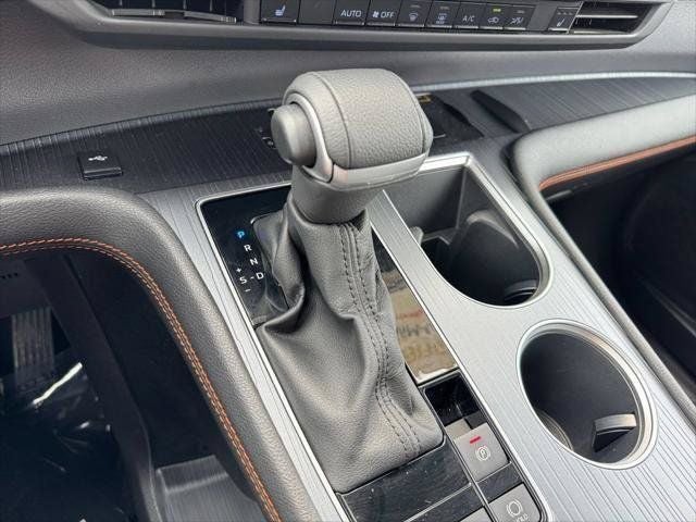 2023 Toyota Sienna XSE 7 Passenger