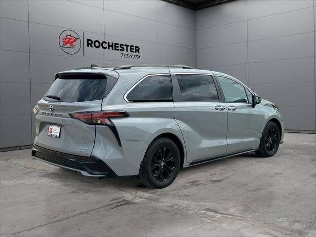 2023 Toyota Sienna XSE 7 Passenger