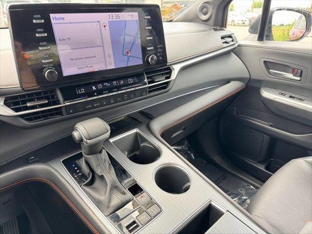2023 Toyota Sienna XSE 7 Passenger