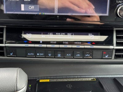 2022 Toyota Sienna XSE 7 Passenger