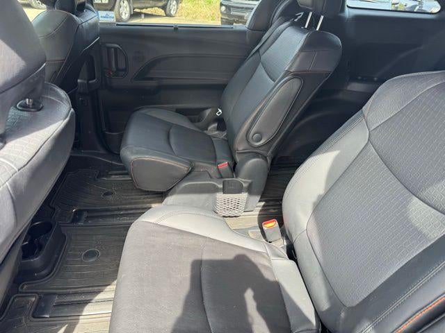 2022 Toyota Sienna XSE 7 Passenger