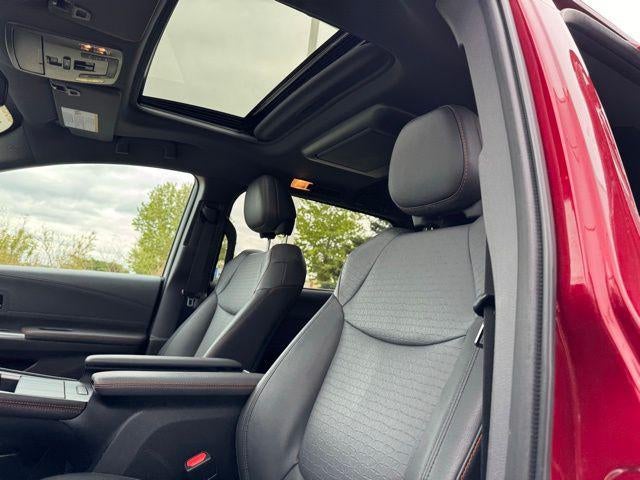 2022 Toyota Sienna XSE 7 Passenger