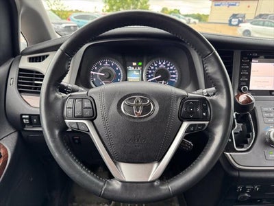 2020 Toyota Sienna Limited Premium 7 Passenger