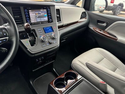 2020 Toyota Sienna Limited Premium 7 Passenger