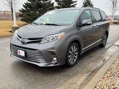 2020 Toyota Sienna Limited Premium 7 Passenger