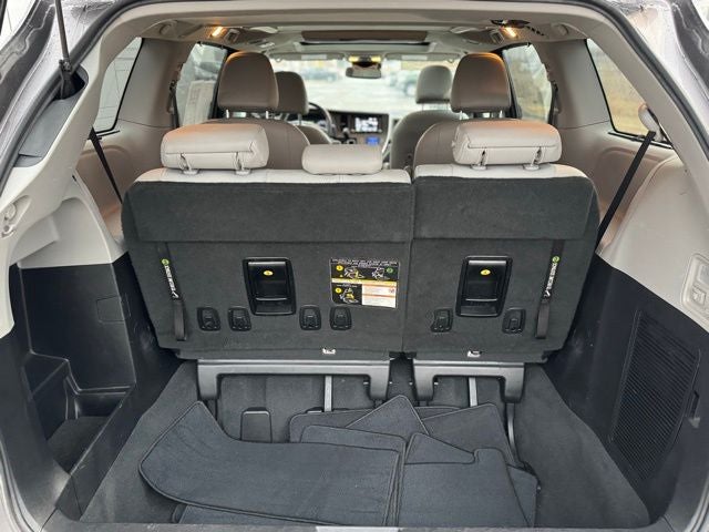 2020 Toyota Sienna Limited Premium 7 Passenger
