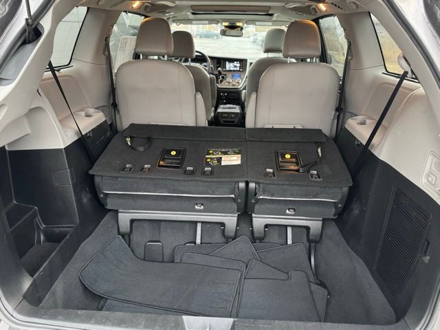2020 Toyota Sienna Limited Premium 7 Passenger
