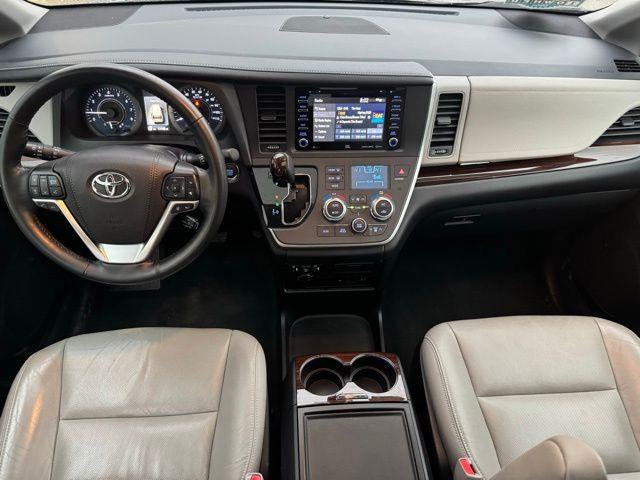 2020 Toyota Sienna Limited Premium 7 Passenger