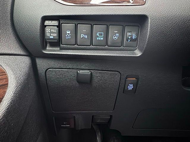 2020 Toyota Sienna Limited Premium 7 Passenger