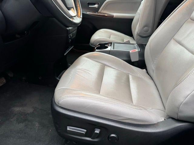2020 Toyota Sienna Limited Premium 7 Passenger