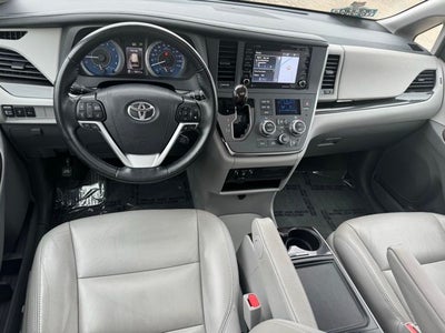 2019 Toyota Sienna XLE 7 Passenger