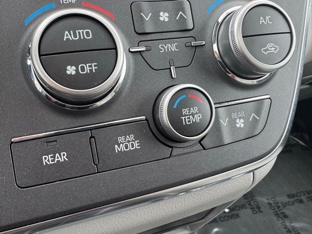 2019 Toyota Sienna XLE 7 Passenger