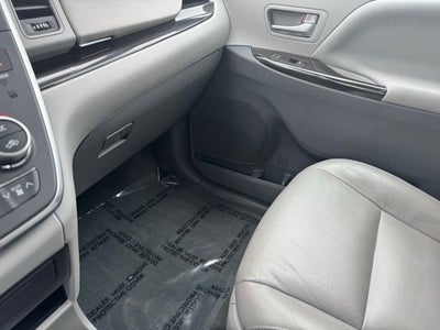 2019 Toyota Sienna XLE 7 Passenger