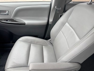 2019 Toyota Sienna XLE 7 Passenger