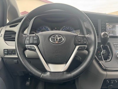 2019 Toyota Sienna XLE 7 Passenger